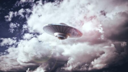 694940094001 5785625173001 5785623149001 vs | UFOs are time machines from the future, professor claims